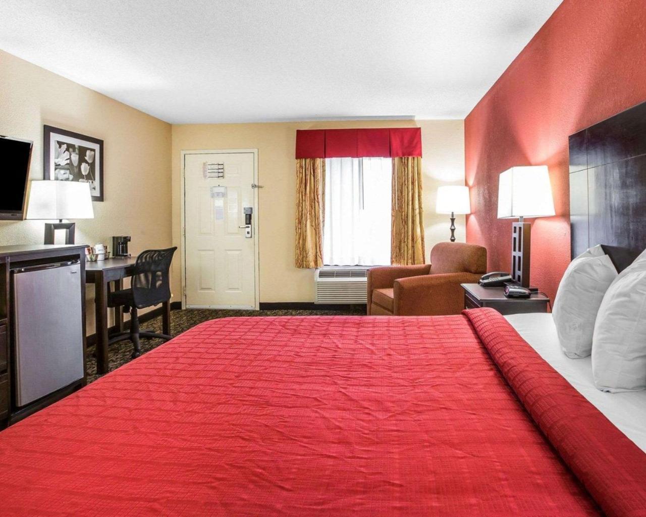 Knights Inn & Suites Griffin Extérieur photo