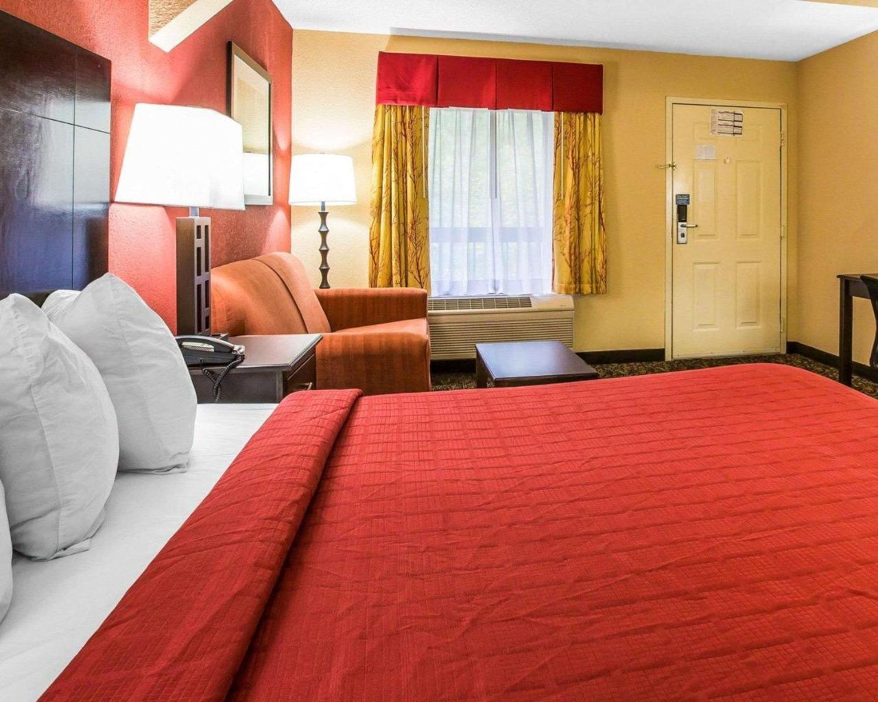 Knights Inn & Suites Griffin Extérieur photo