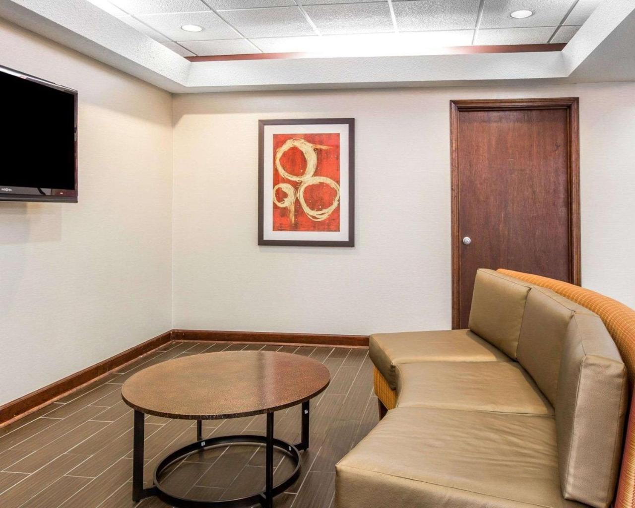 Knights Inn & Suites Griffin Extérieur photo