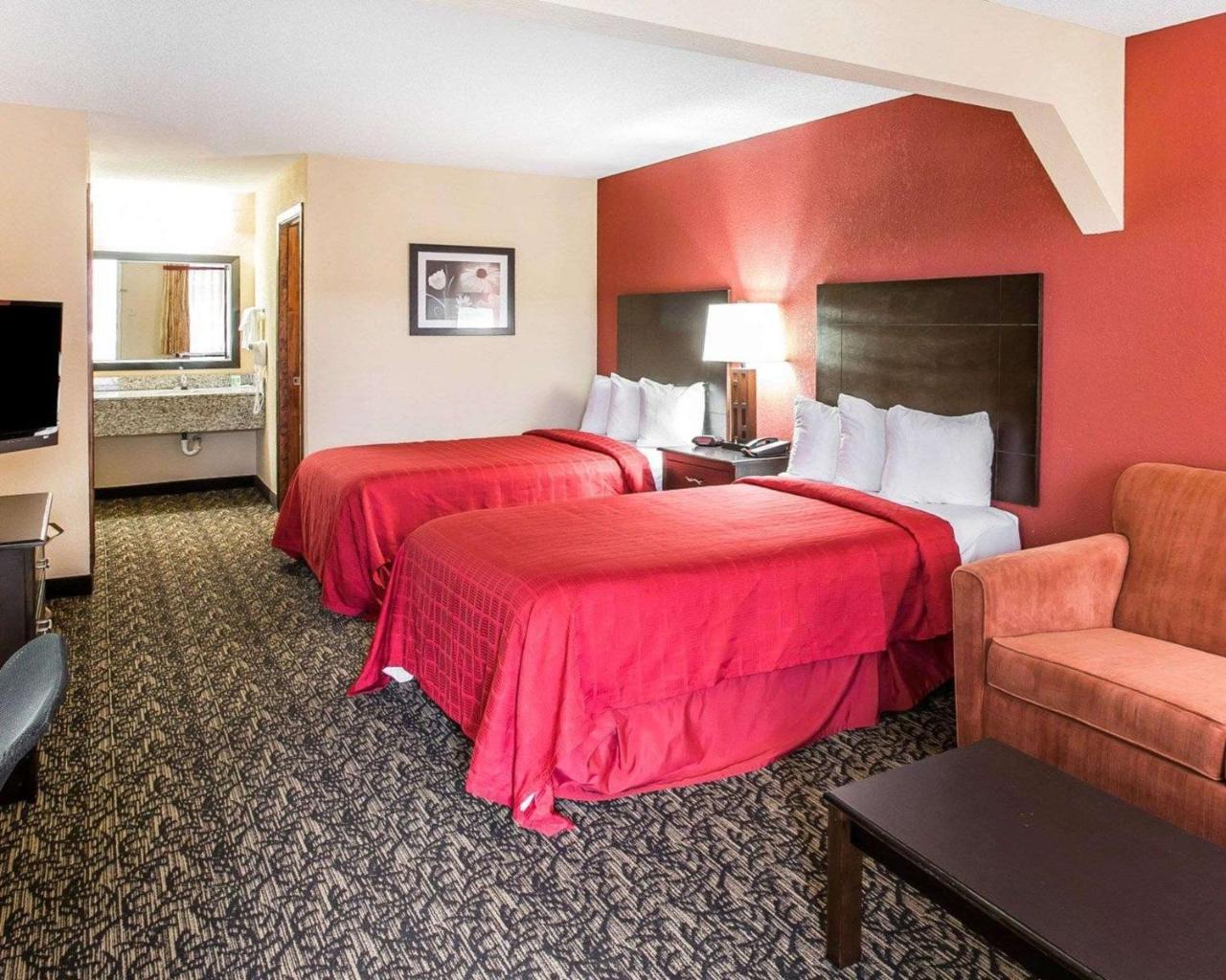 Knights Inn & Suites Griffin Extérieur photo